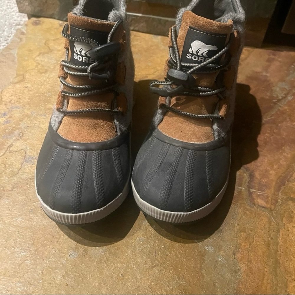 Sorel Kids' Black and Brown Boots
